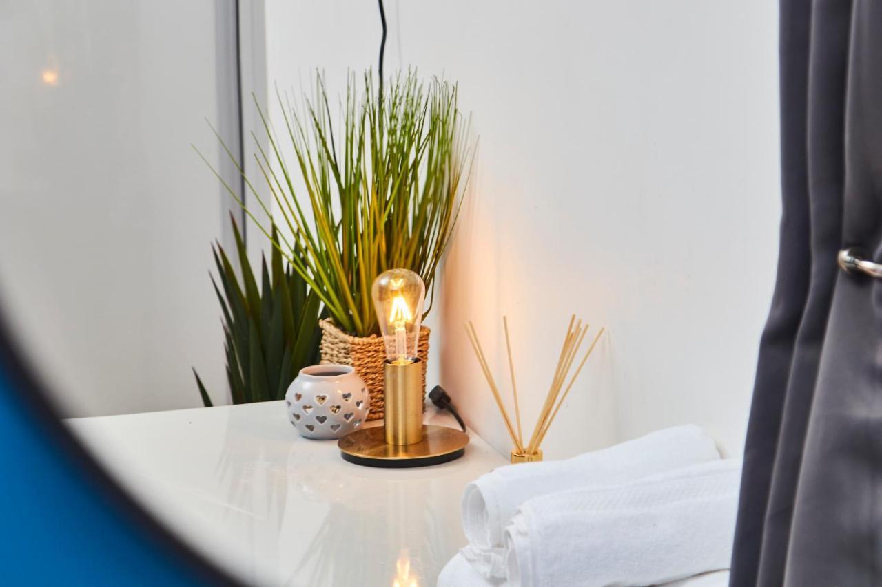 Apartamento Stunning City Centre 3 Bed, 3 Bath - Sleeps 8! Leeds  Exterior foto